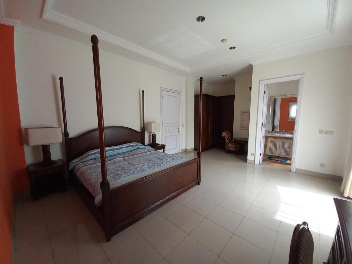 Margot Apartment Pondok Indah Джакарта Екстер'єр фото